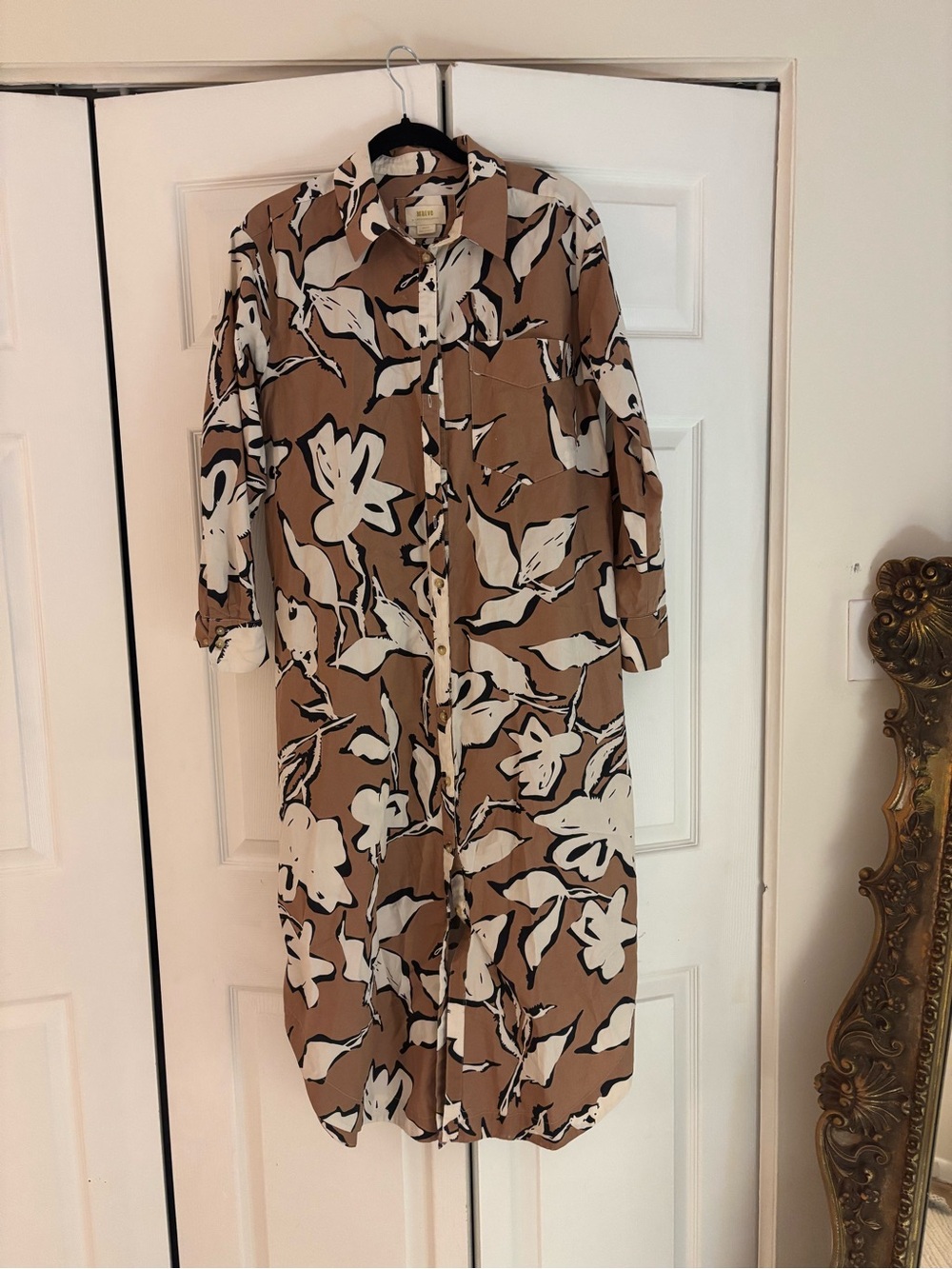 Maeve Taupe and White Floral Button-Front Dress